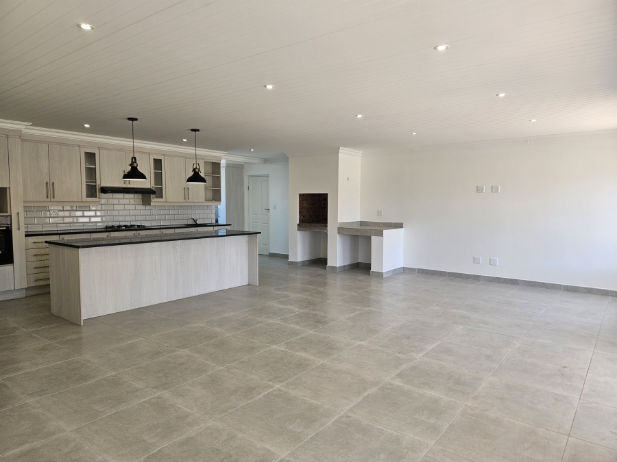 3 Bedroom Property for Sale in Stilbaai Wes Western Cape